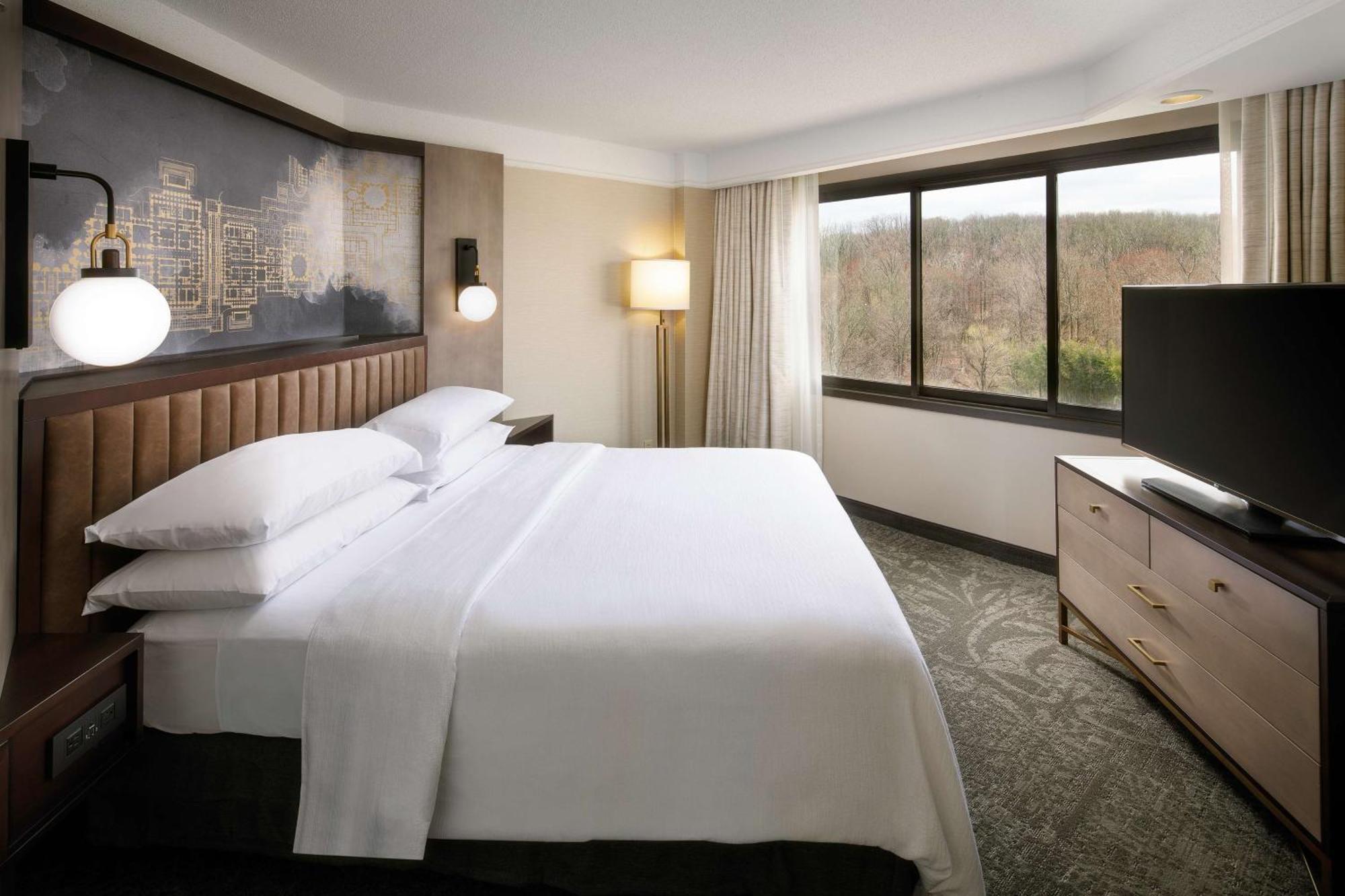 Embassy Suites Tysons Corner Exteriör bild