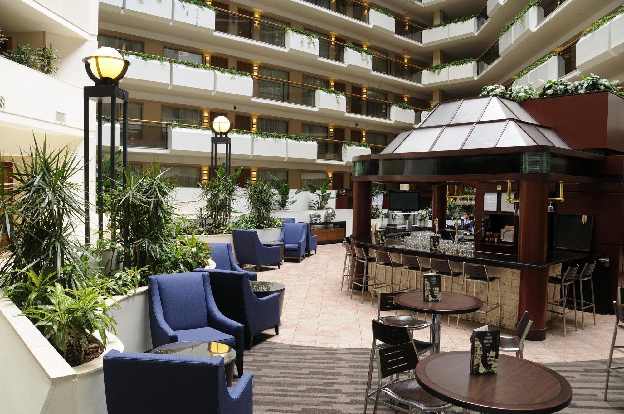 Embassy Suites Tysons Corner Inreriör bild