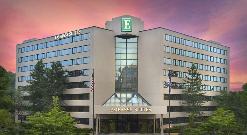Embassy Suites Tysons Corner Exteriör bild