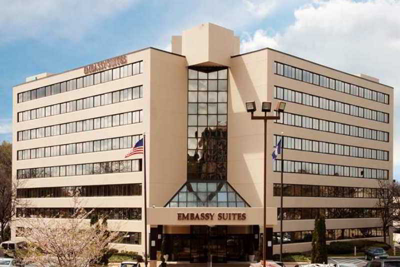 Embassy Suites Tysons Corner Exteriör bild